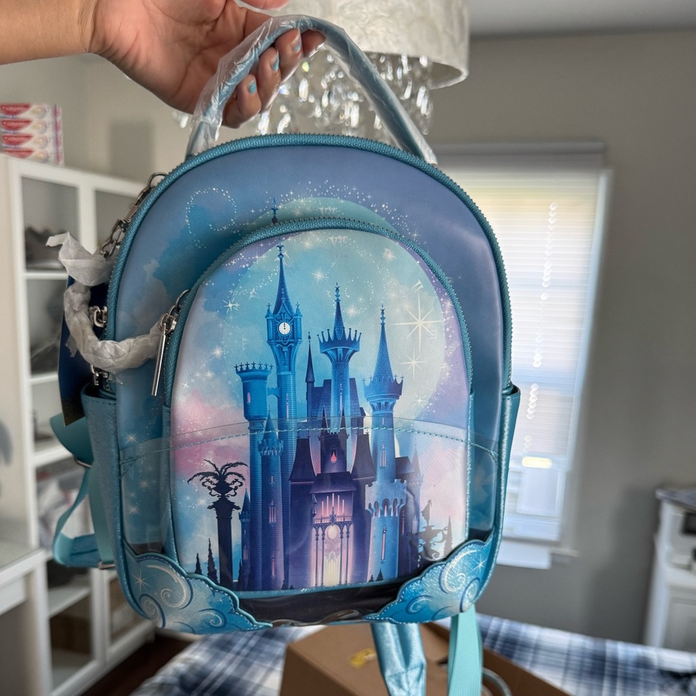 😍 new Danielle Nicole Cinderella Castle mini backpack